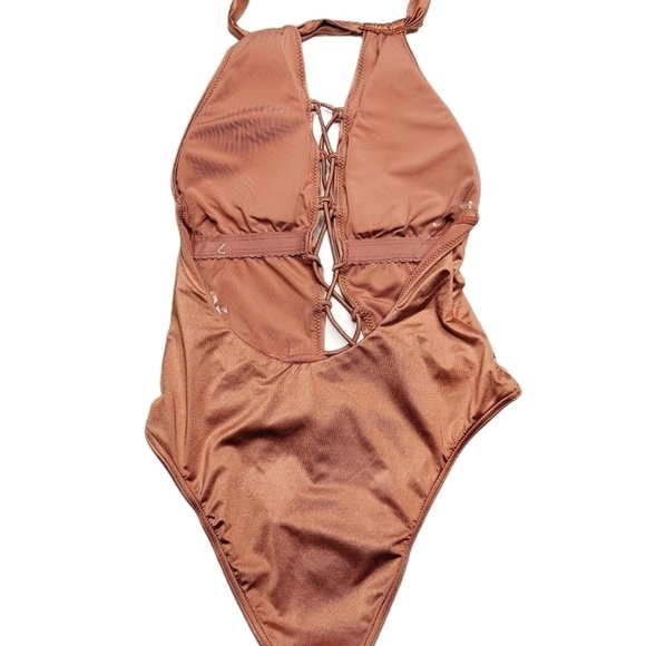 Cikada Halter Crisscross One Piece Swimsuit Size 4 - Picture 4 of 9
